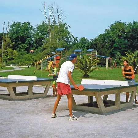 Camping Le Ruisseau ***** - Maeva Camping Campingplatz